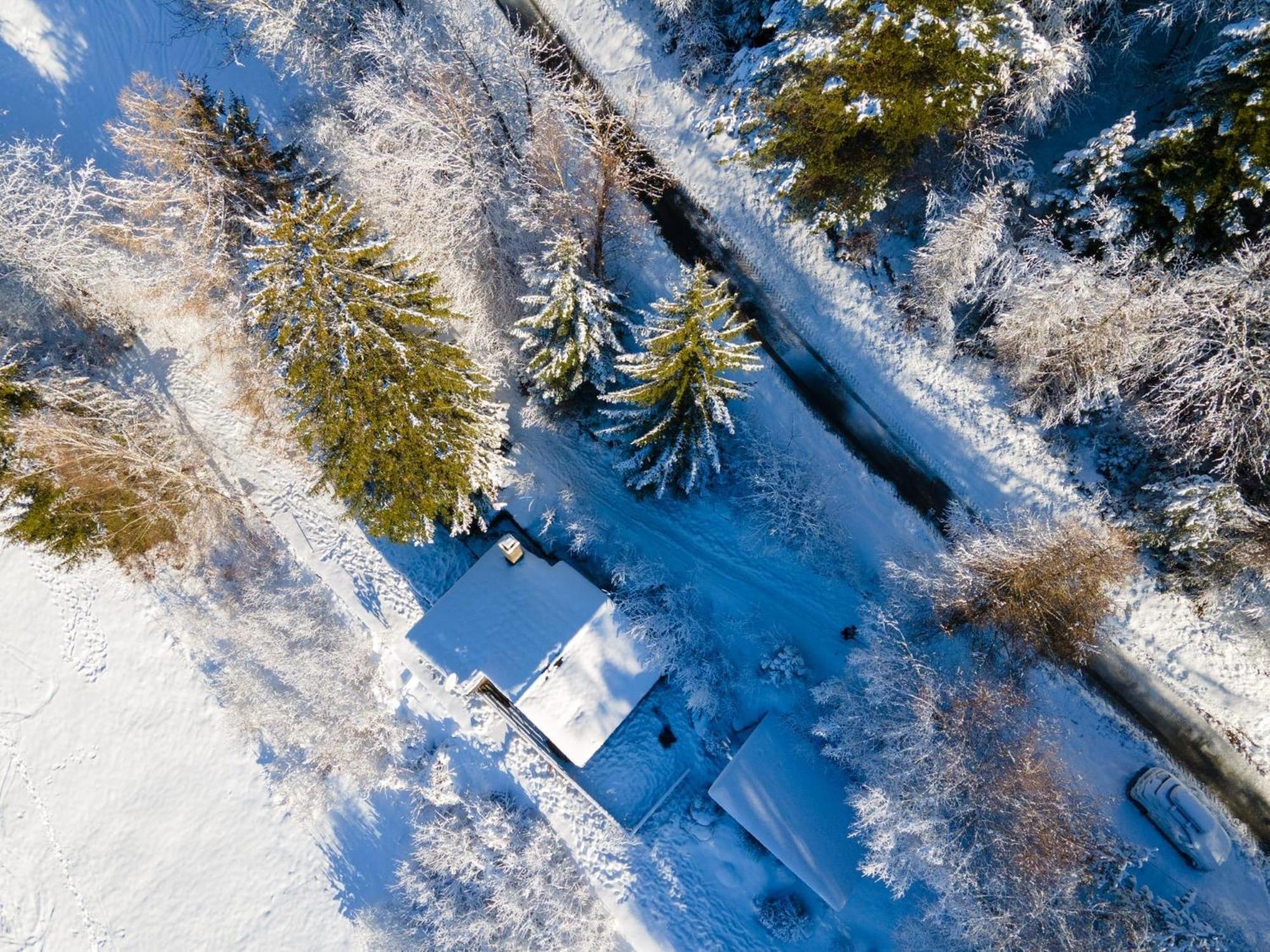 Dans La Montagne Proche De Verbier Sembrancher